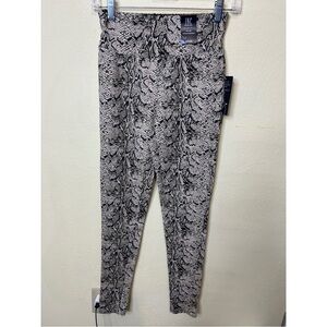 Contour Waistband High-Waist Leggings Tag - Neutral Snake Print